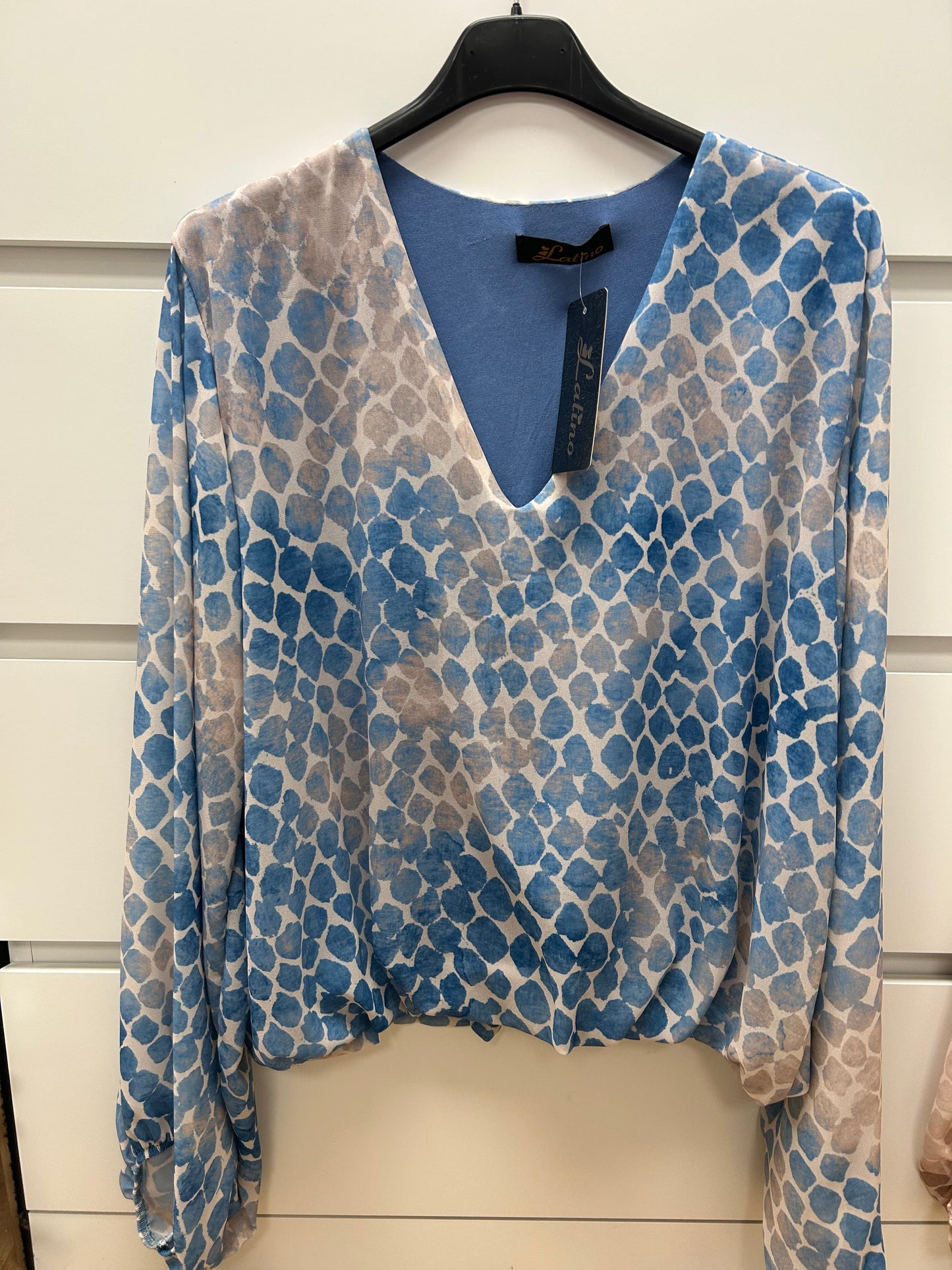 DOLLY V Neck Blouse