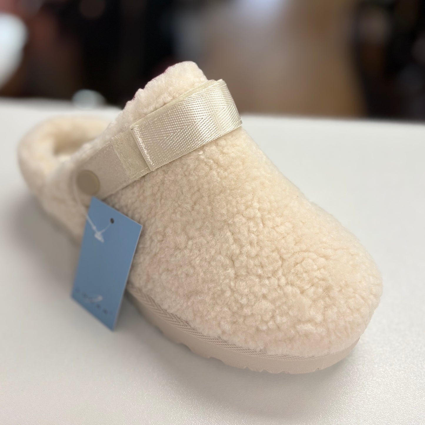 Lunar NAPLES Slippers