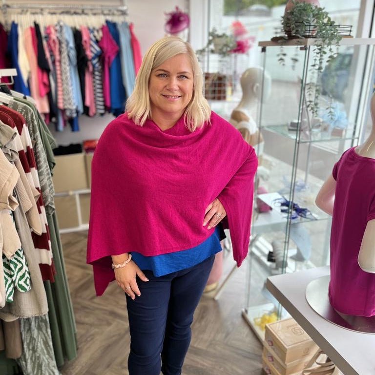 KERRY Knitted Poncho