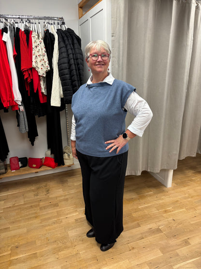 PHOEBE 2 piece Shirt & Tank Top