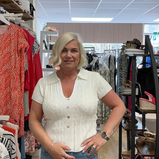 PETAL V Neck Top