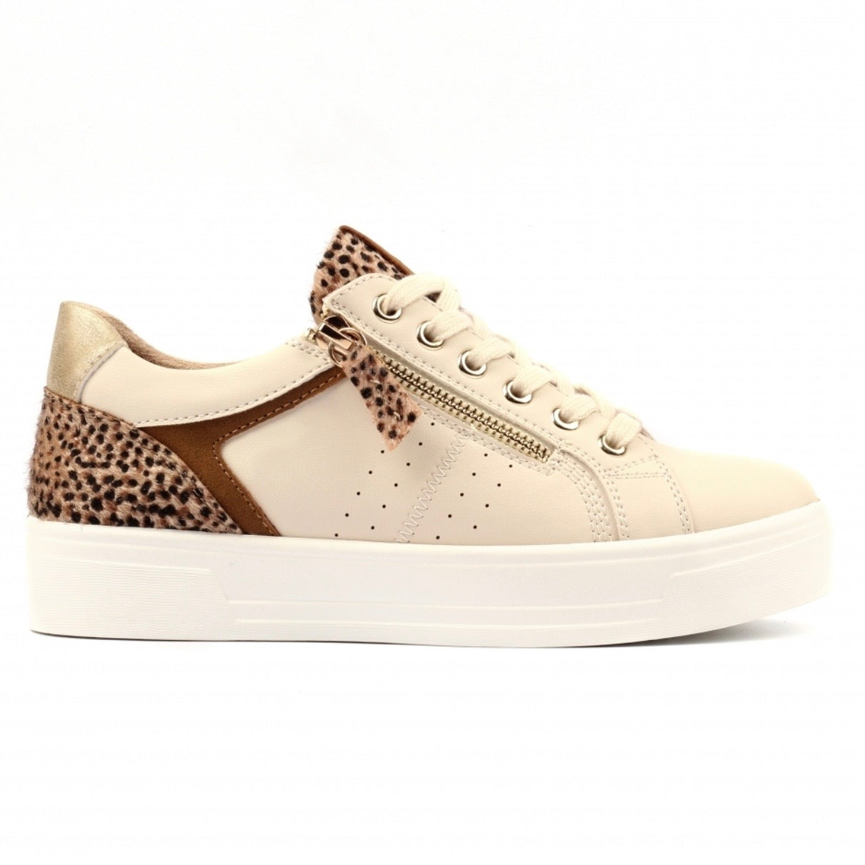 Lunar PRESLEY Trainers