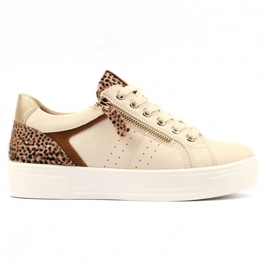 Lunar PRESLEY Trainers