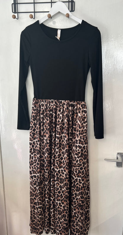 BEA Long Sleeved Dress