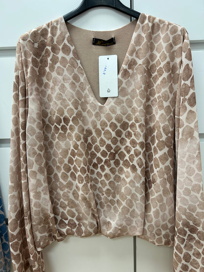 DOLLY V Neck Blouse