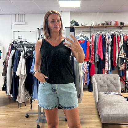 AVENY Shorts
