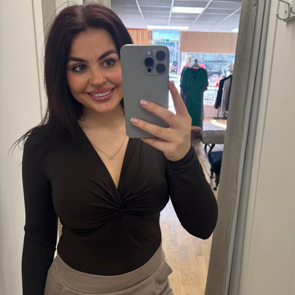 LOWENNA Knot Detail Top