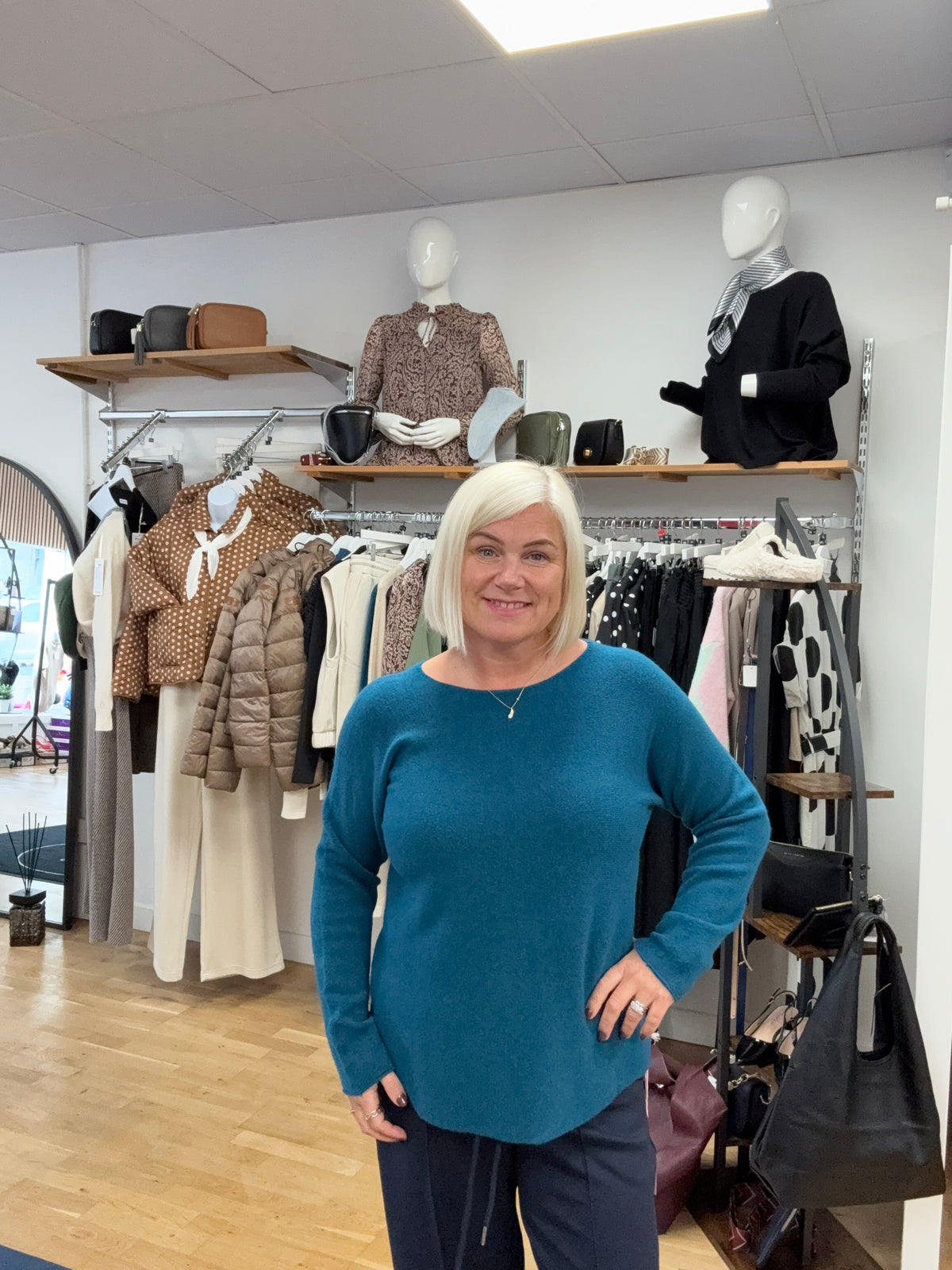 ELENA Round neck Jumper