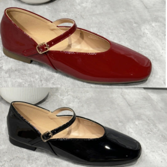 DOLLY Ballet Pumps